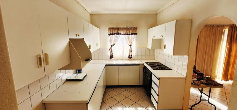 2 Bedroom Property for Sale in Chantelle Gauteng