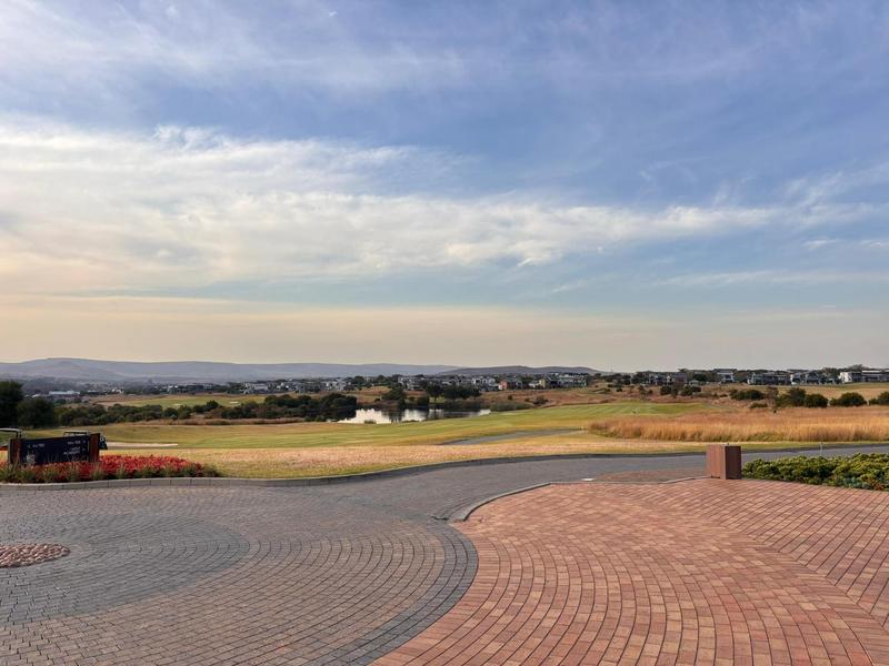 6 Bedroom Property for Sale in Copperleaf Estate Gauteng