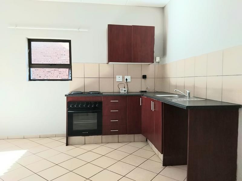 To Let 2 Bedroom Property for Rent in Groblerpark Gauteng