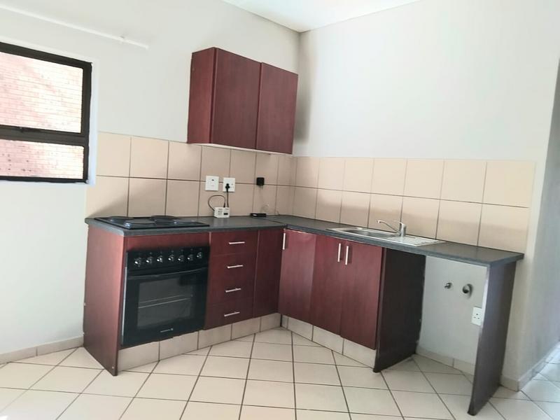 To Let 2 Bedroom Property for Rent in Groblerpark Gauteng