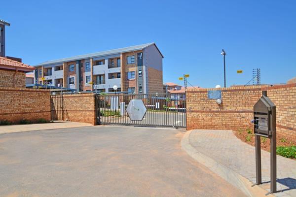 To Let 2 Bedroom Property for Rent in Groblerpark Gauteng