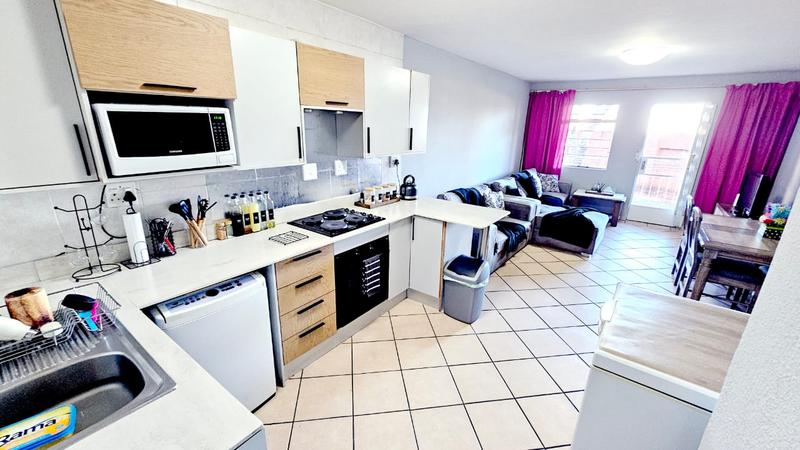 To Let 3 Bedroom Property for Rent in Florentia Gauteng