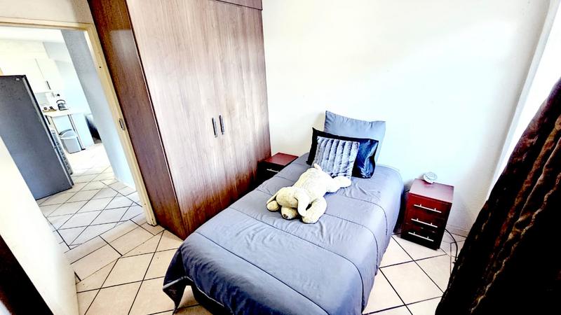 To Let 3 Bedroom Property for Rent in Florentia Gauteng