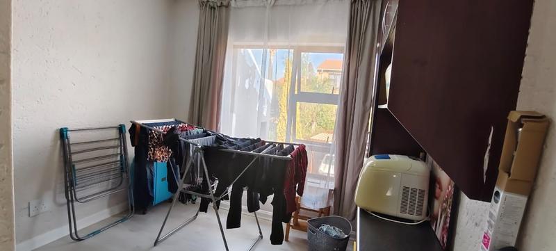 To Let 3 Bedroom Property for Rent in Lakefield Gauteng