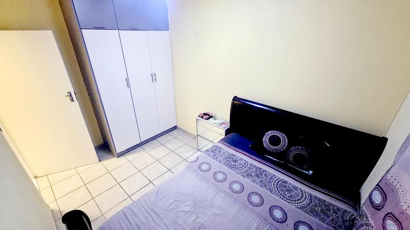 To Let 5 Bedroom Property for Rent in Leopard