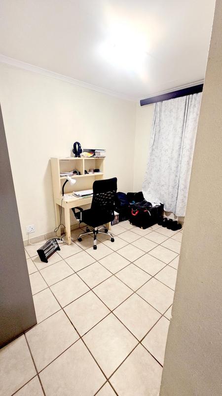 To Let 5 Bedroom Property for Rent in Leopard