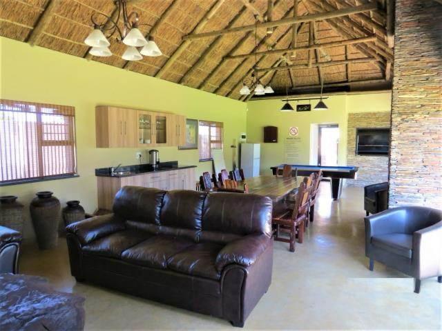 2 Bedroom Property for Sale in Farrarmere Gauteng