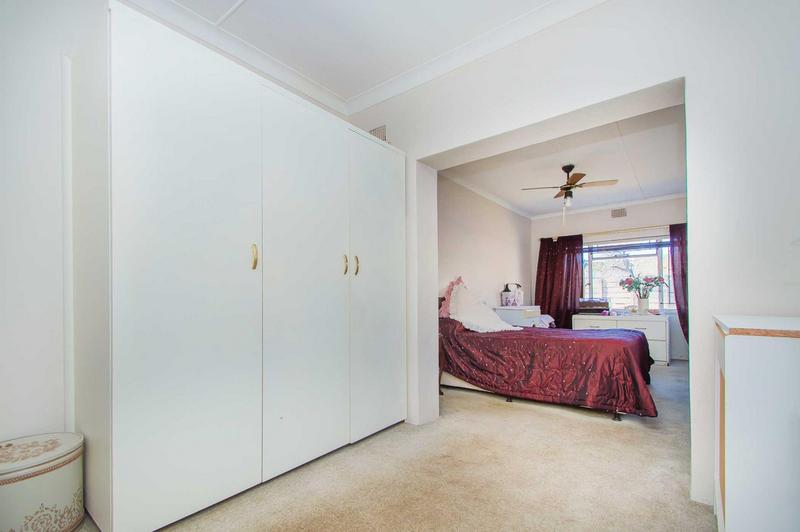 3 Bedroom Property for Sale in Witpoortjie Gauteng