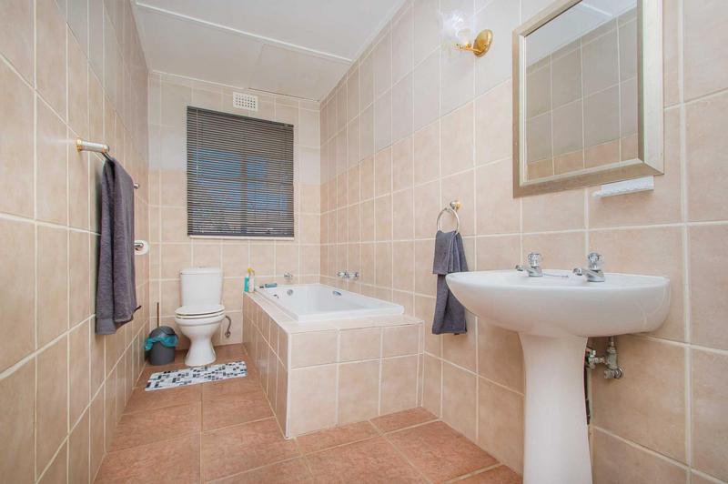 3 Bedroom Property for Sale in Witpoortjie Gauteng