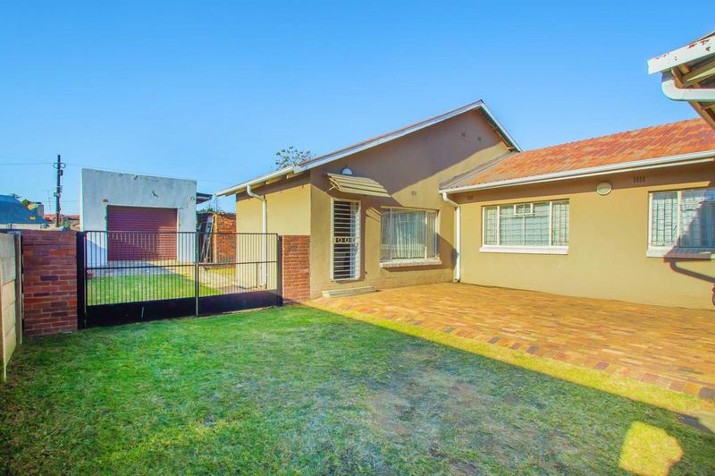 3 Bedroom Property for Sale in Witpoortjie Gauteng