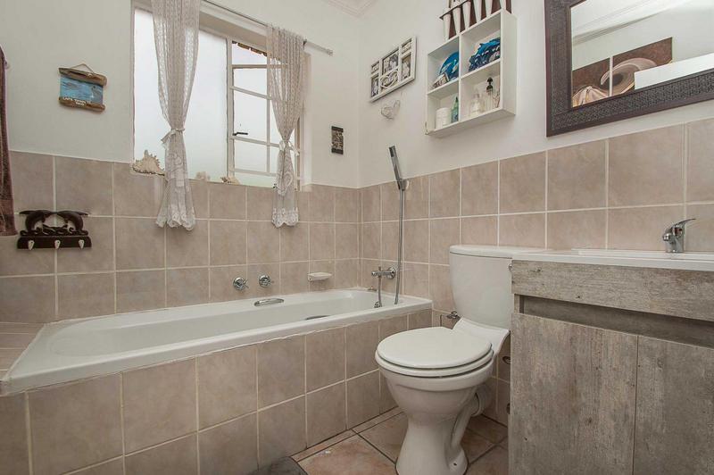3 Bedroom Property for Sale in Amorosa Gauteng