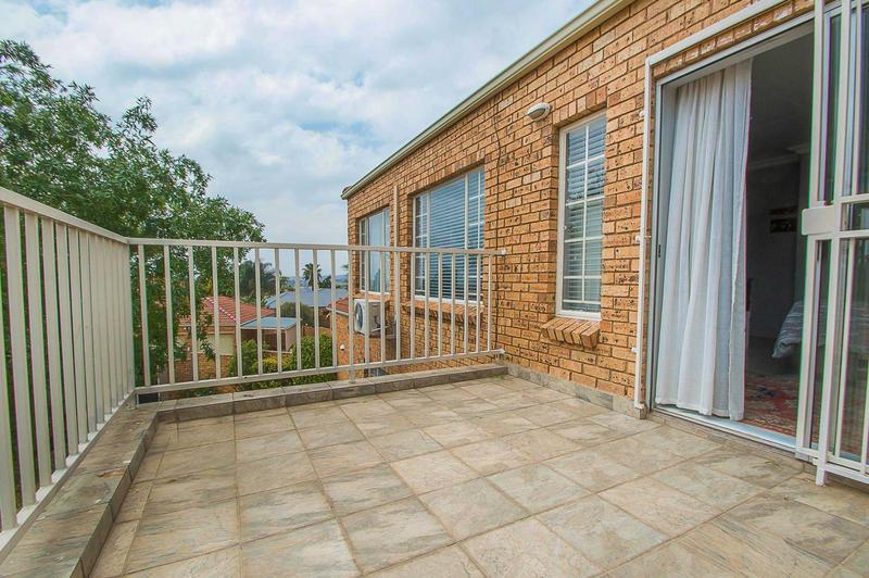 3 Bedroom Property for Sale in Amorosa Gauteng