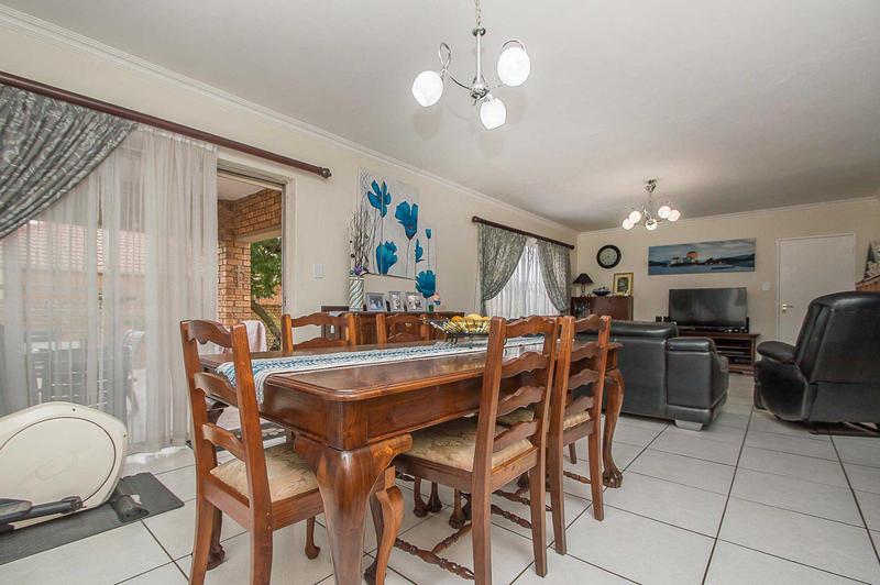 3 Bedroom Property for Sale in Amorosa Gauteng