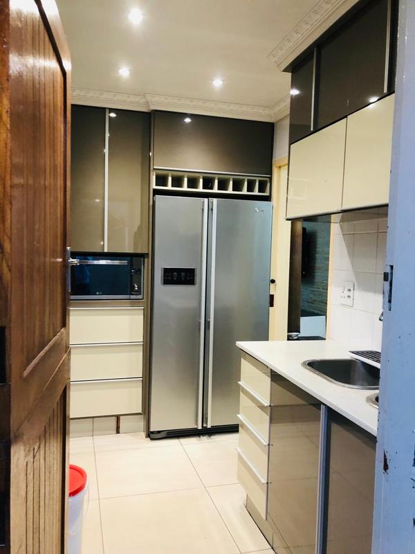 To Let 3 Bedroom Property for Rent in Dhlamini Gauteng