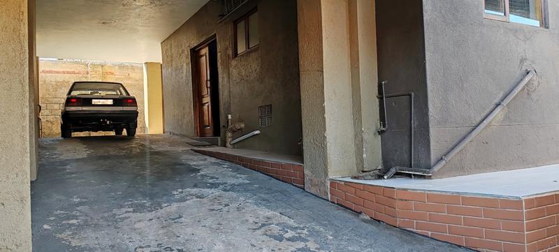 To Let 3 Bedroom Property for Rent in Emdeni Gauteng