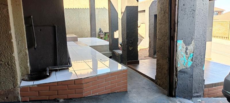 To Let 3 Bedroom Property for Rent in Emdeni Gauteng