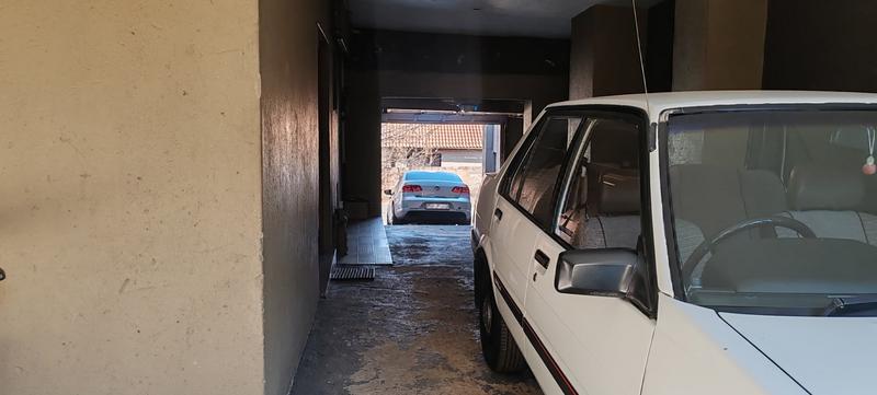 To Let 3 Bedroom Property for Rent in Emdeni Gauteng