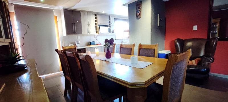 To Let 3 Bedroom Property for Rent in Emdeni Gauteng