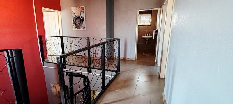 To Let 3 Bedroom Property for Rent in Emdeni Gauteng