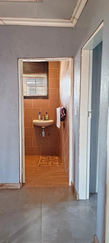 To Let 3 Bedroom Property for Rent in Emdeni Gauteng