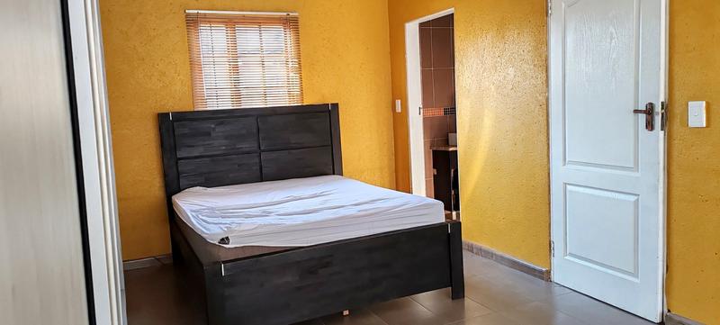 To Let 3 Bedroom Property for Rent in Emdeni Gauteng