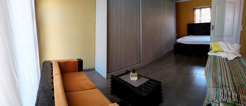 To Let 3 Bedroom Property for Rent in Emdeni Gauteng