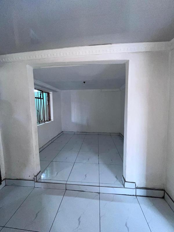 To Let 2 Bedroom Property for Rent in Phiri Gauteng