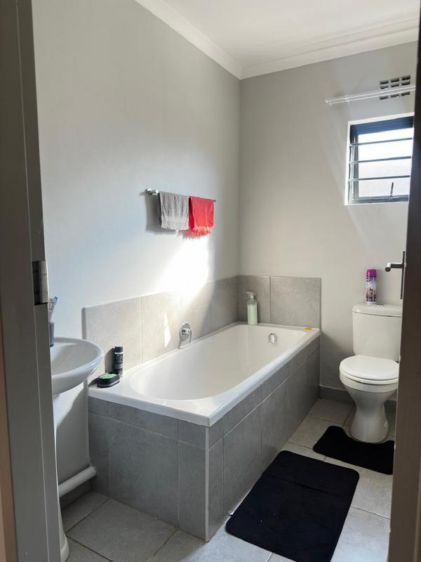 To Let 3 Bedroom Property for Rent in Protea Glen Gauteng