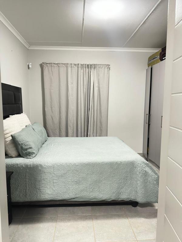 To Let 3 Bedroom Property for Rent in Protea Glen Gauteng