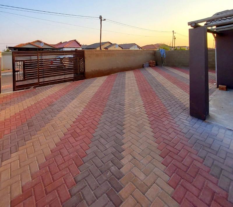 0 Bedroom Property for Sale in Protea Glen Gauteng