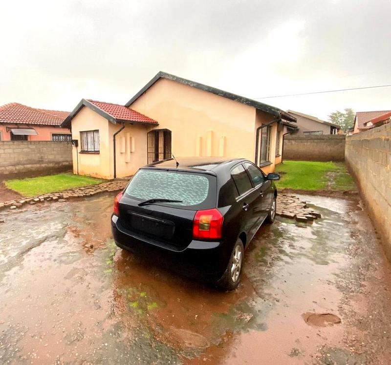 3 Bedroom Property for Sale in Protea Glen Gauteng