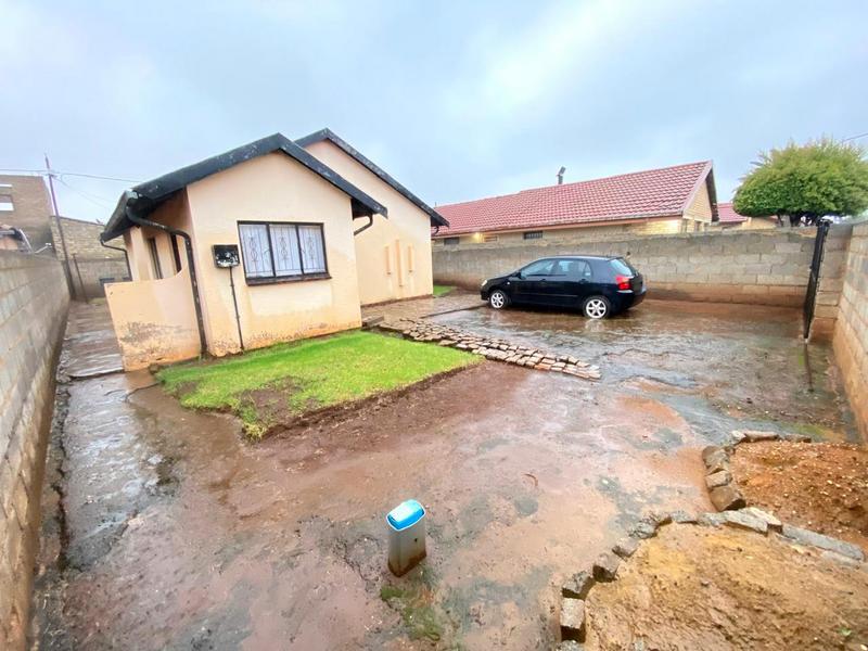 3 Bedroom Property for Sale in Protea Glen Gauteng