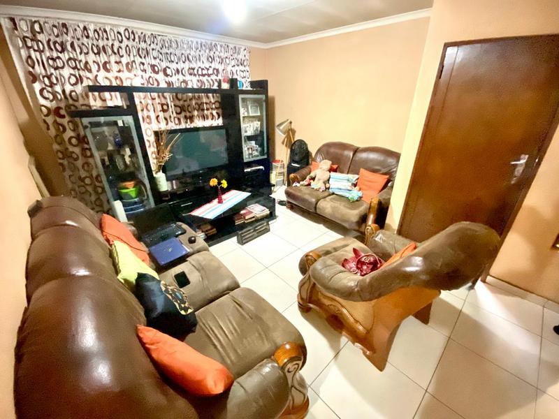 3 Bedroom Property for Sale in Protea Glen Gauteng