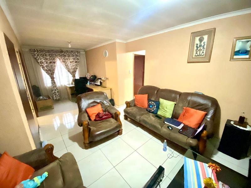 3 Bedroom Property for Sale in Protea Glen Gauteng