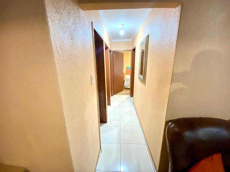 3 Bedroom Property for Sale in Protea Glen Gauteng
