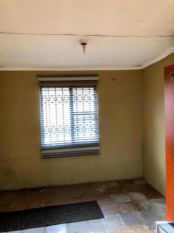 To Let 3 Bedroom Property for Rent in Protea Glen Gauteng