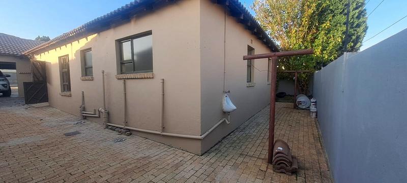 3 Bedroom Property for Sale in Alveda Park Gauteng