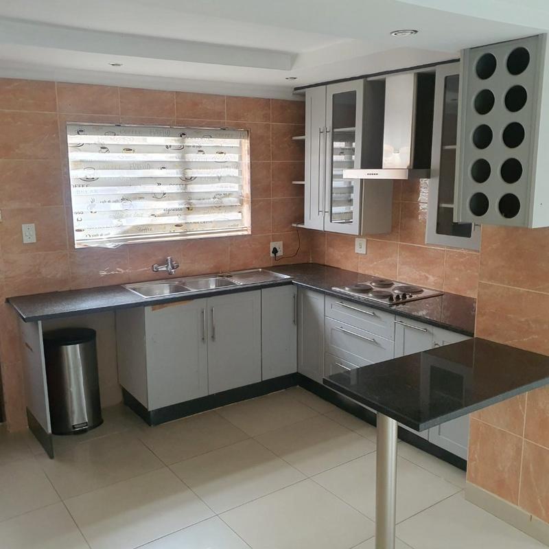 3 Bedroom Property for Sale in Alveda Park Gauteng