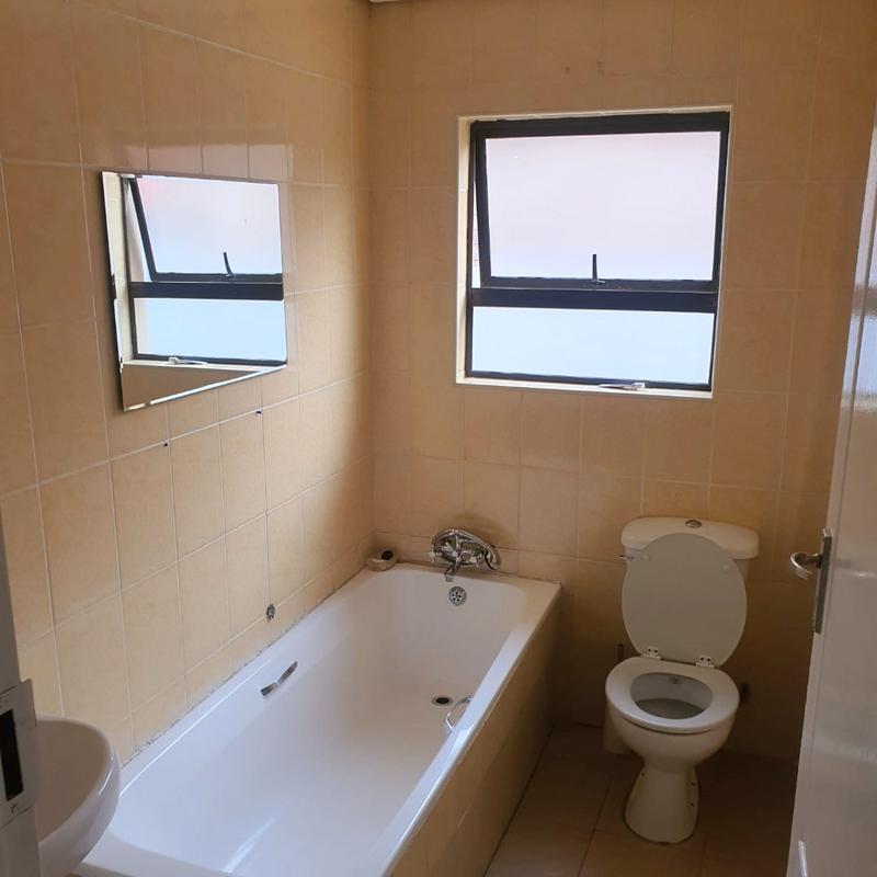 3 Bedroom Property for Sale in Alveda Park Gauteng
