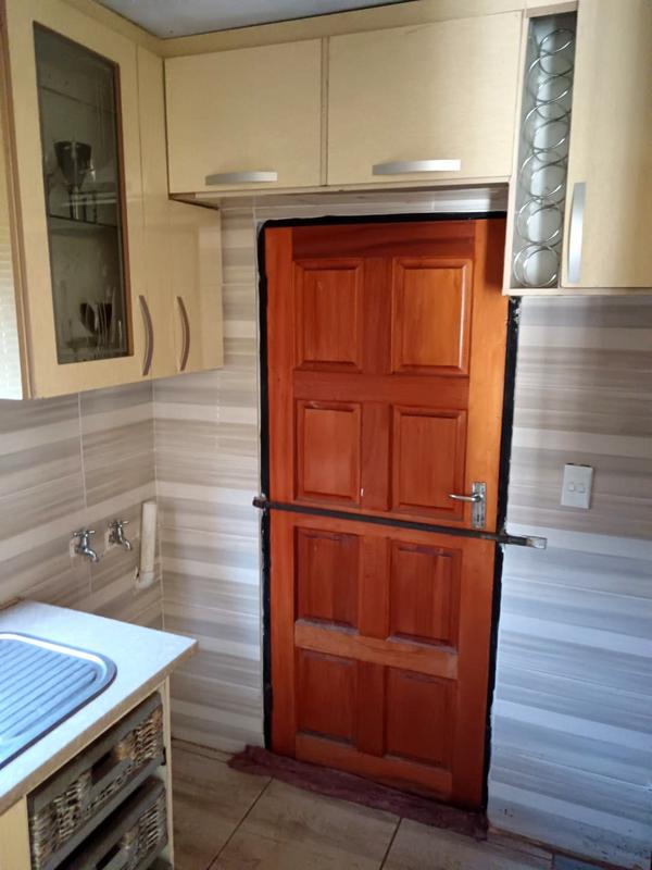 2 Bedroom Property for Sale in Bram Fischerville Gauteng