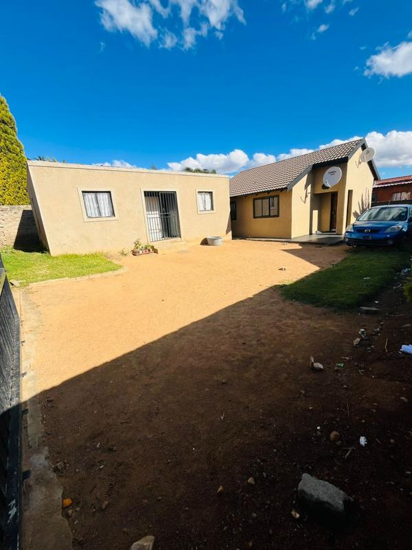2 Bedroom Property for Sale in Cosmo City Gauteng