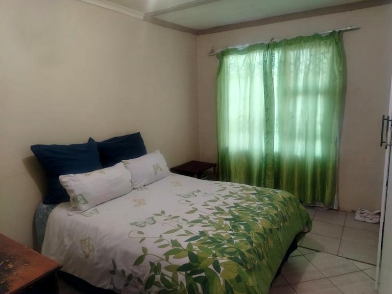 3 Bedroom Property for Sale in Dobsonville Gardens Gauteng