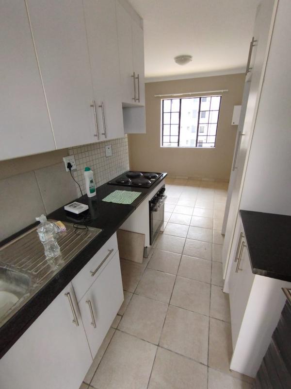2 Bedroom Property for Sale in Fleurhof Gauteng