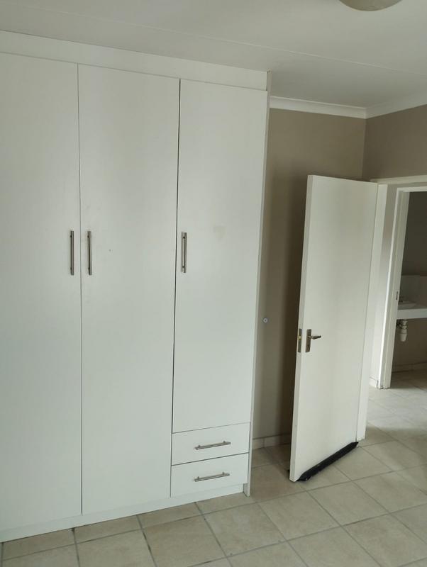 2 Bedroom Property for Sale in Fleurhof Gauteng