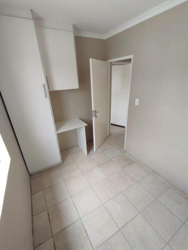 2 Bedroom Property for Sale in Fleurhof Gauteng