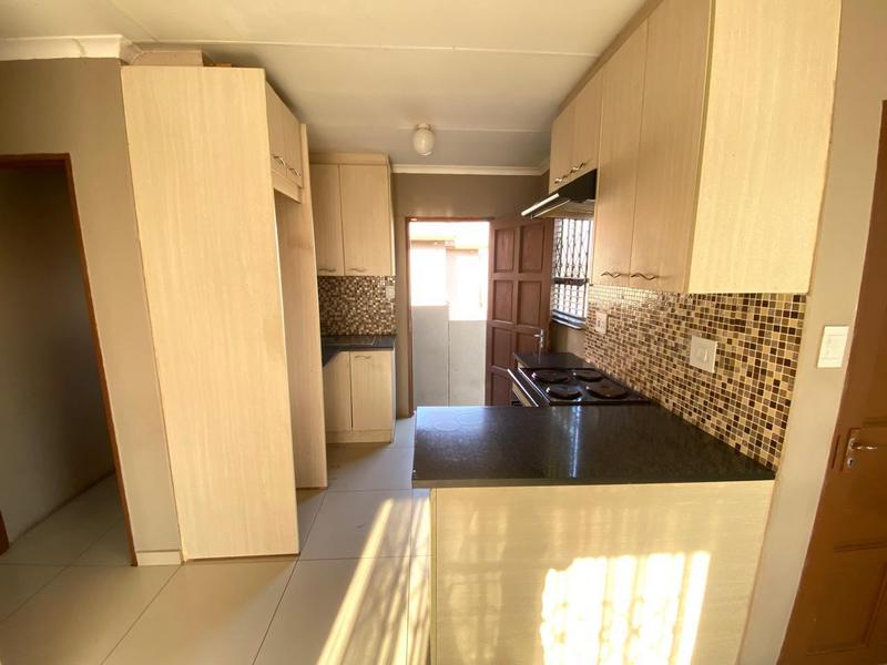 2 Bedroom Property for Sale in Fleurhof Gauteng
