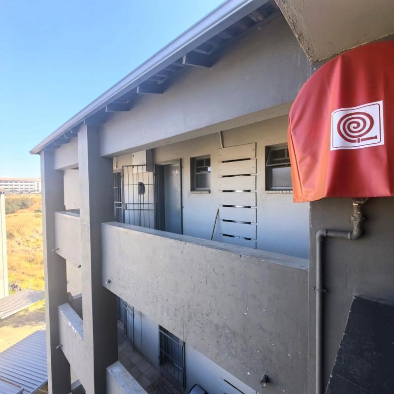 2 Bedroom Property for Sale in Fleurhof Gauteng