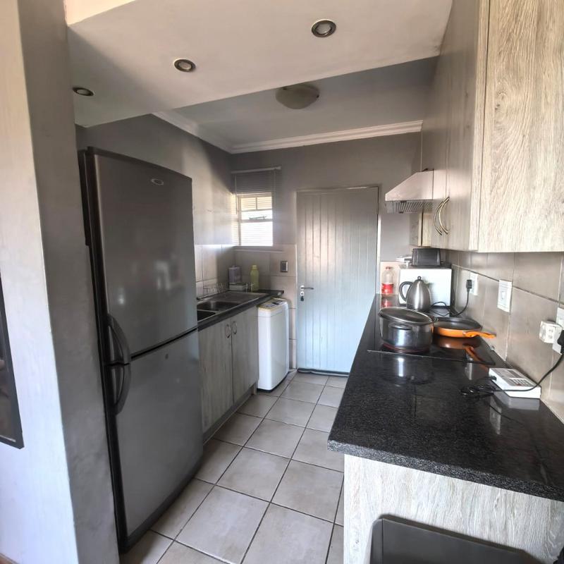 2 Bedroom Property for Sale in Fleurhof Gauteng