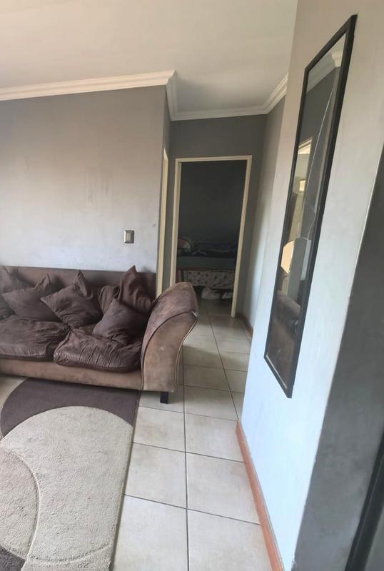 2 Bedroom Property for Sale in Fleurhof Gauteng