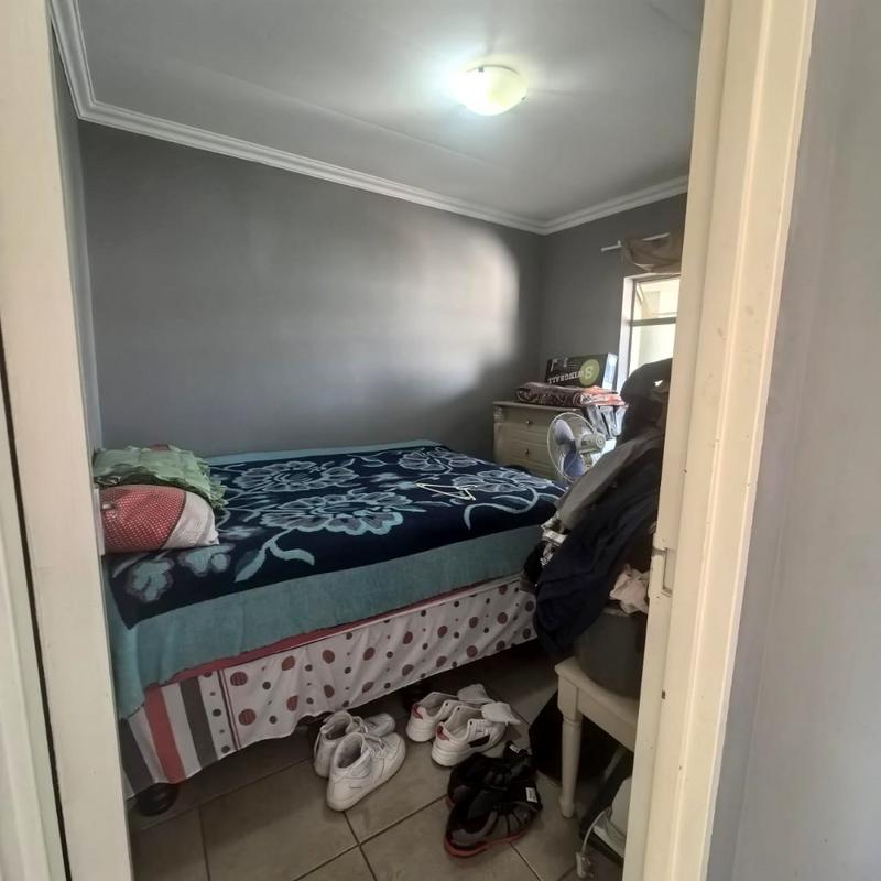2 Bedroom Property for Sale in Fleurhof Gauteng